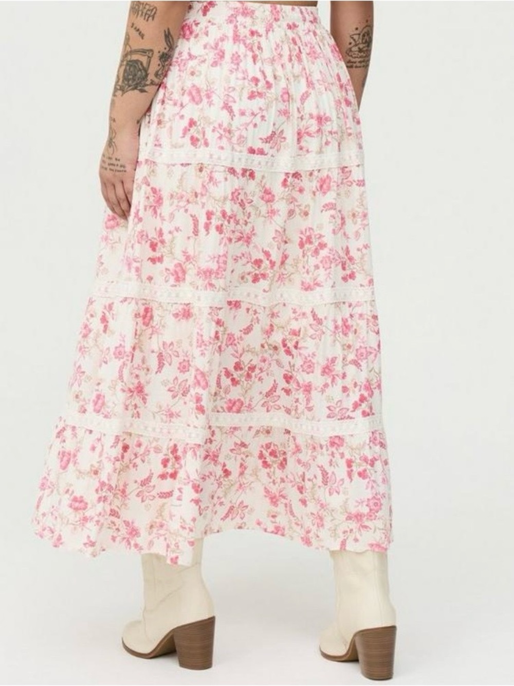 Torrid Tiered Maxi Skirt with Pink Floral Print - Size 0X - NWT! - Picture 9 of 12